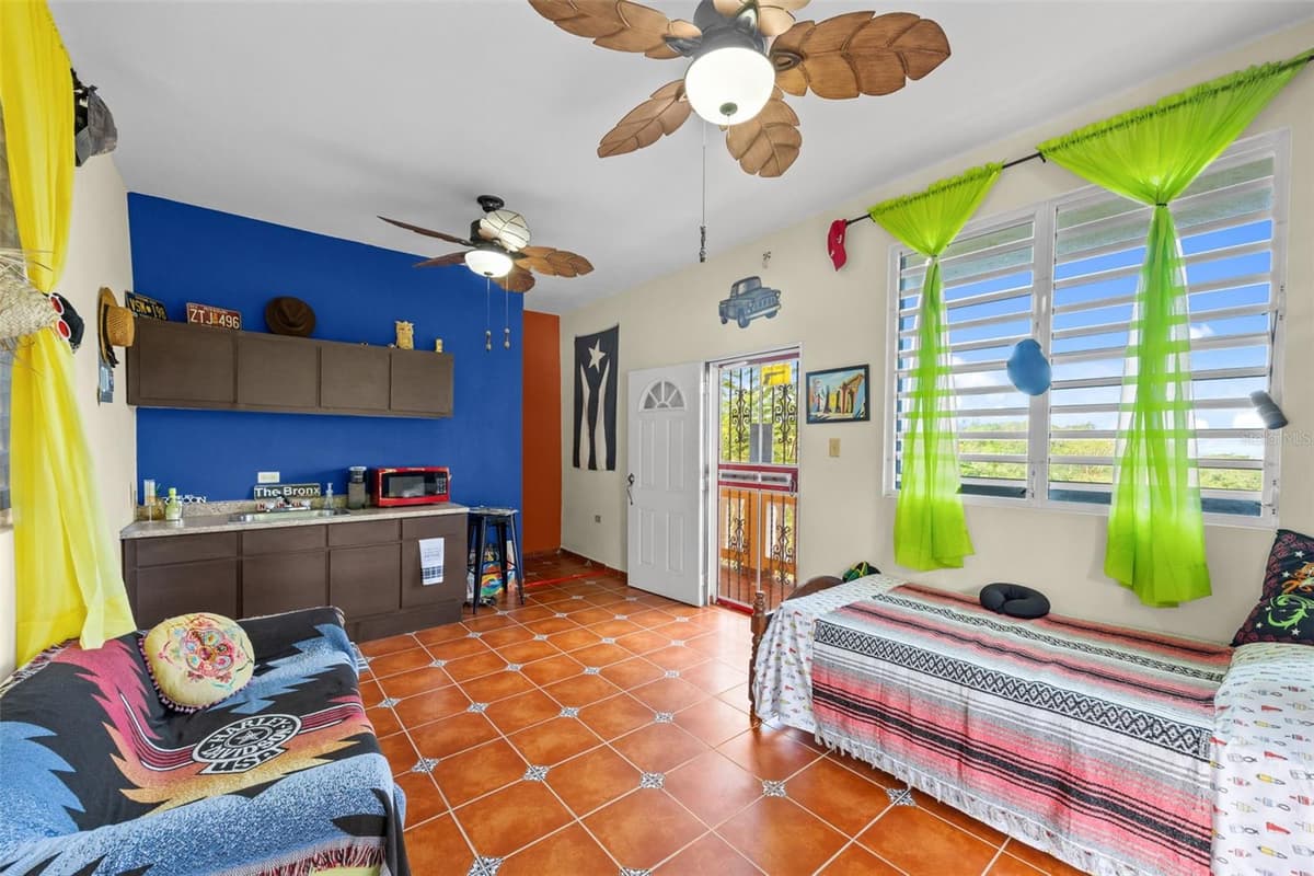 Km 15 H 7 PR 115 VILLA LA JOLLA — photo 33 of 46