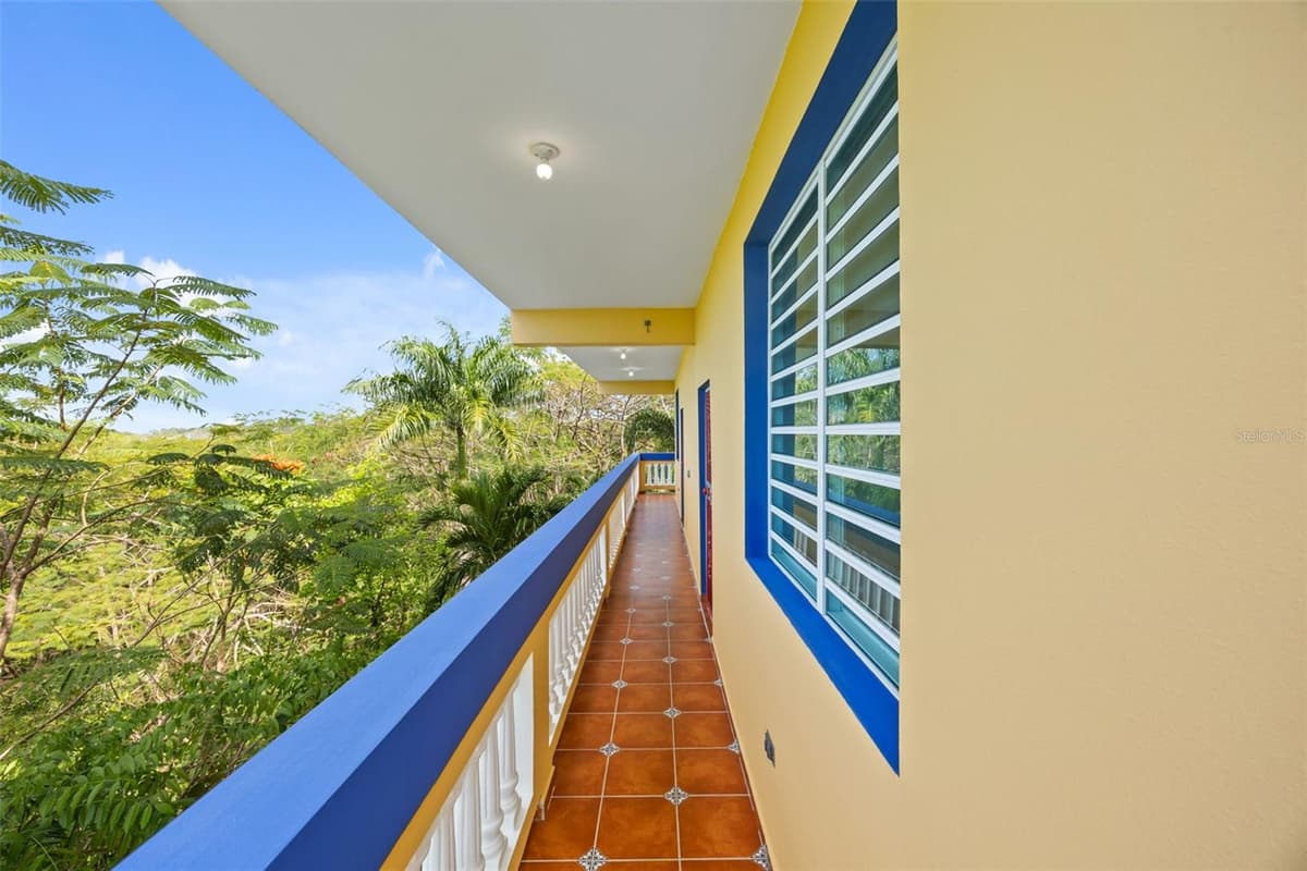 Km 15 H 7 PR 115 VILLA LA JOLLA — photo 16 of 46