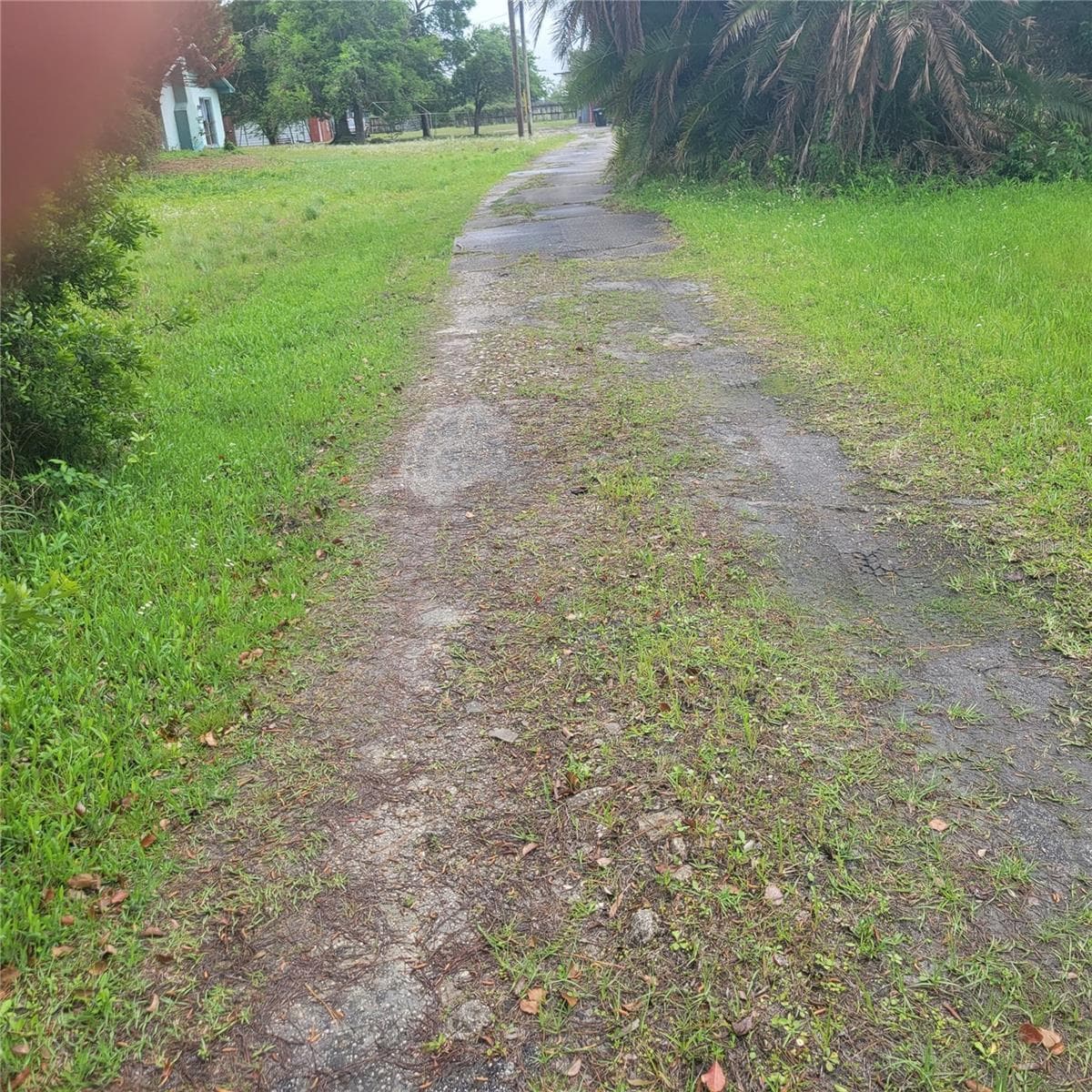 2122 APOPKA BOULEVARD — photo 3 of 4