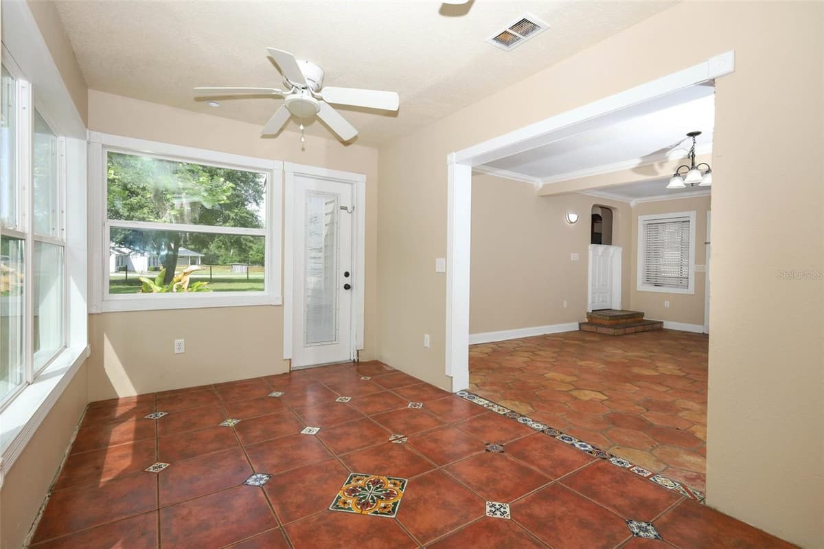665 LAKE MILLS ROAD — photo 21 of 50