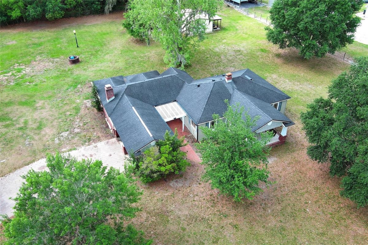 665 LAKE MILLS ROAD — photo 43 of 50