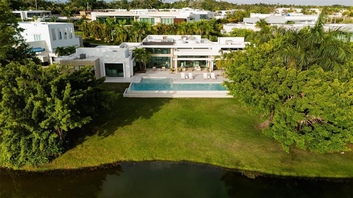 11 GOLF VIEW DRIVE — photo 3 of 41