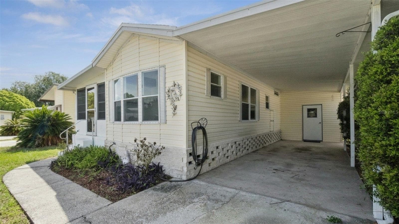 50989 HIGHWAY 27 — photo 3 of 40