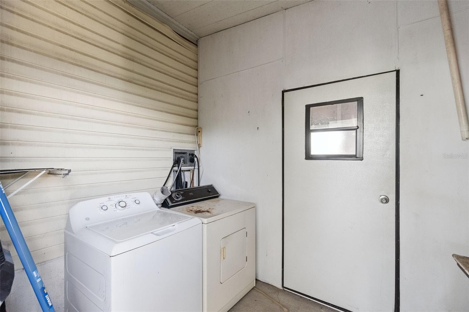 50989 HIGHWAY 27 — photo 16 of 40