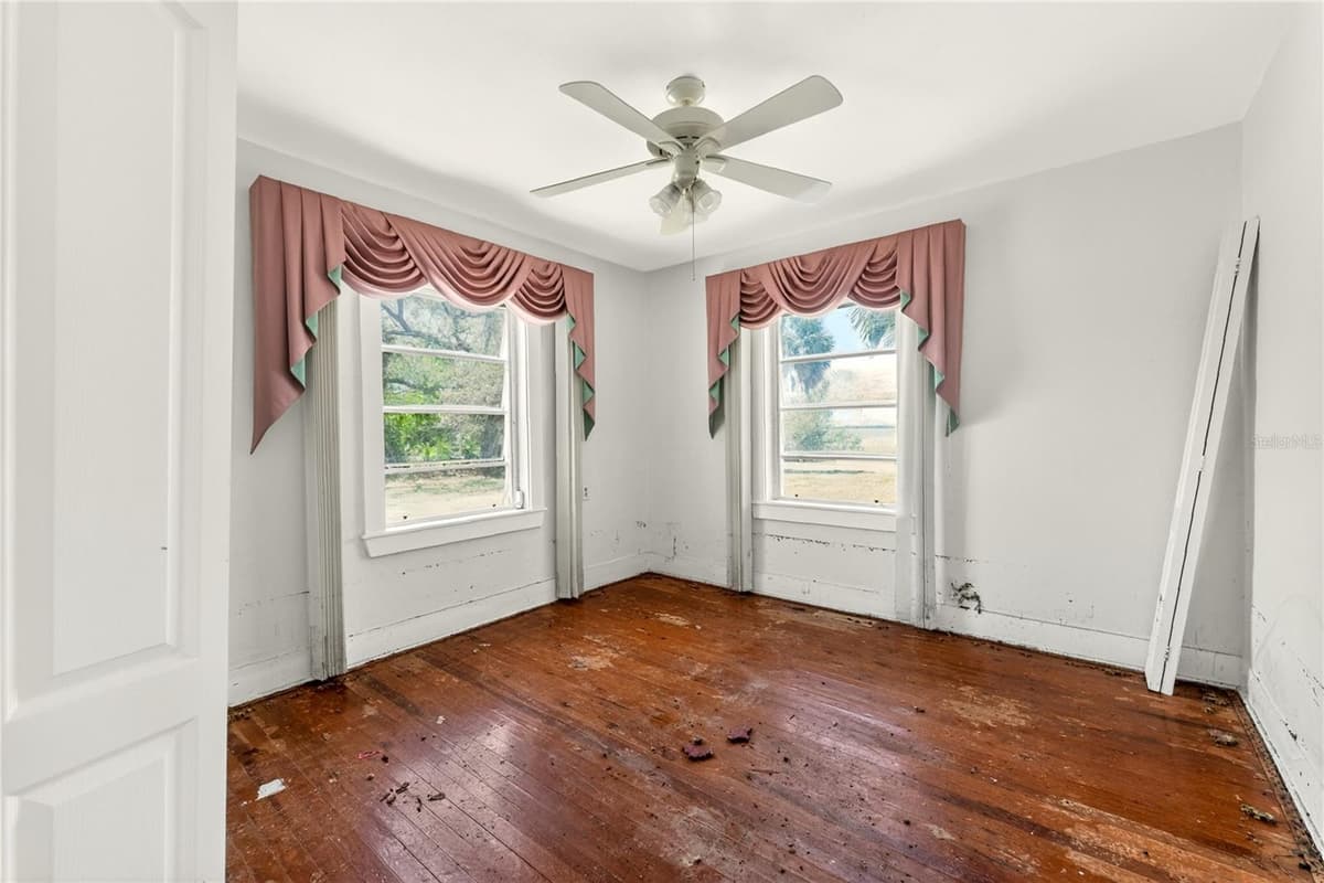 12500 PLACIDA ROAD — photo 16 of 36