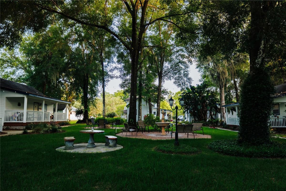 215 FRENCH AVENUE — photo 91 of 100