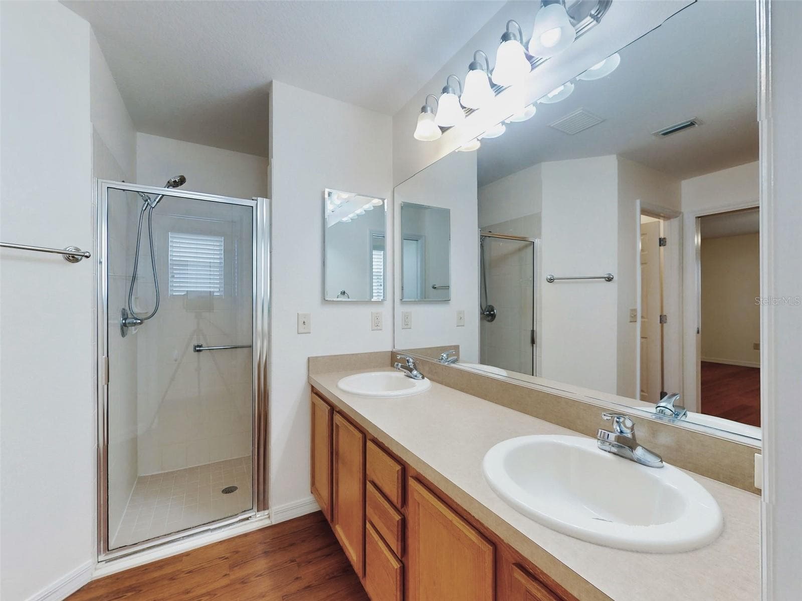 1521 HOLLYBERRY PLACE — photo 17 of 27