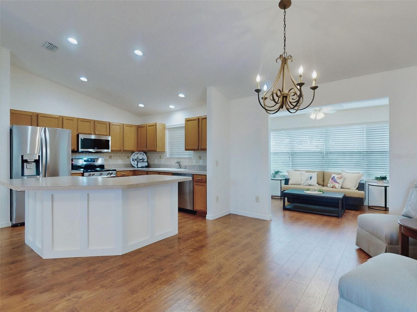 1521 HOLLYBERRY PLACE — photo 11 of 27