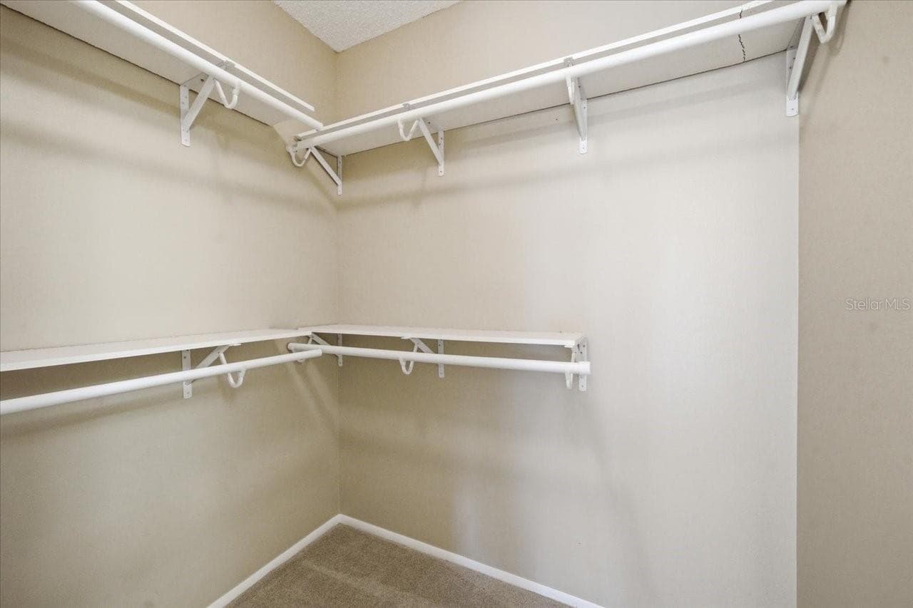 227 SUN VISTA COURT — photo 29 of 47