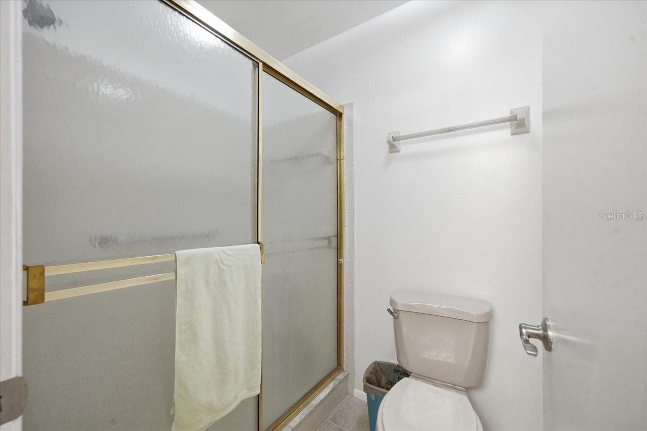 227 SUN VISTA COURT — photo 32 of 47