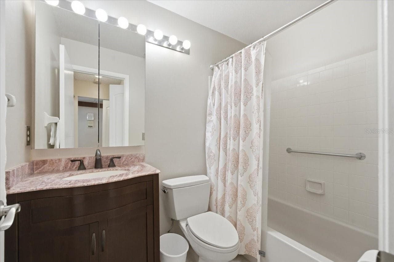 227 SUN VISTA COURT — photo 30 of 47