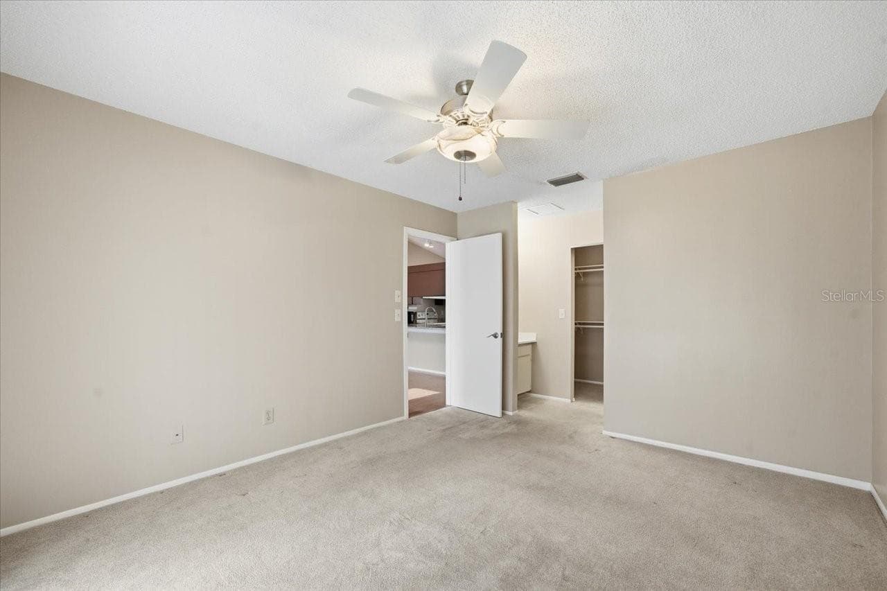 227 SUN VISTA COURT — photo 28 of 47