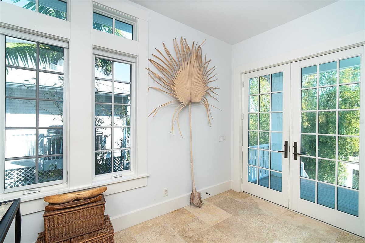 7320 PALM ISLAND DRIVE — photo 15 of 100