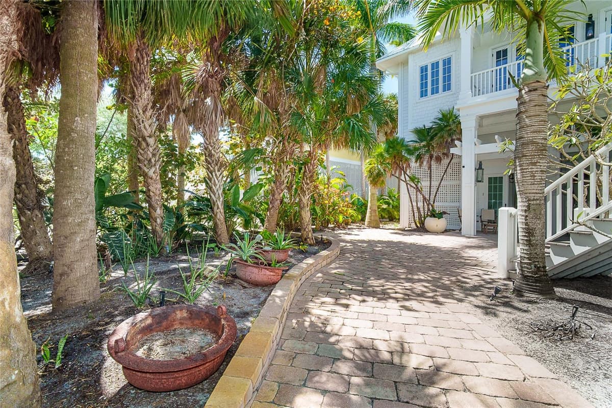 7320 PALM ISLAND DRIVE — photo 4 of 100