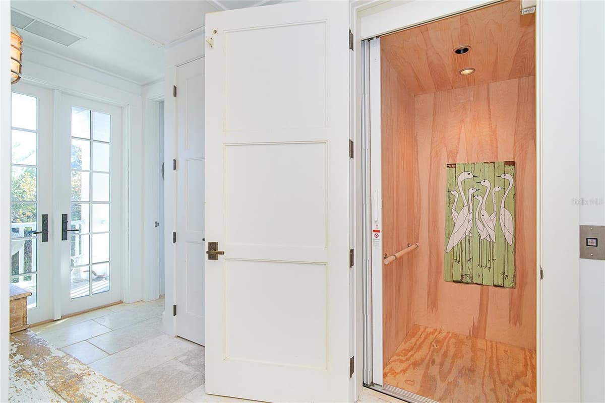 7320 PALM ISLAND DRIVE — photo 16 of 100
