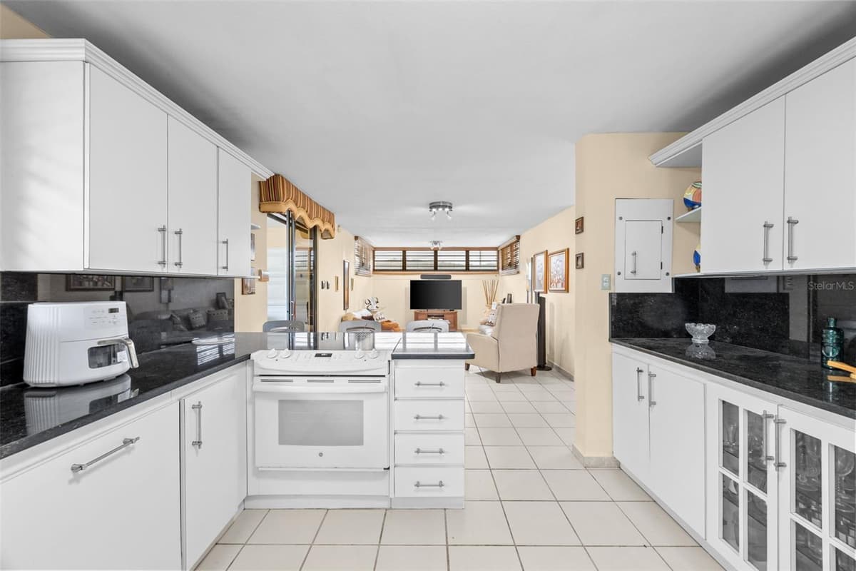 A16 SAN IGNACIO STREET, SAN PEDRO ESTATES — photo 16 of 38
