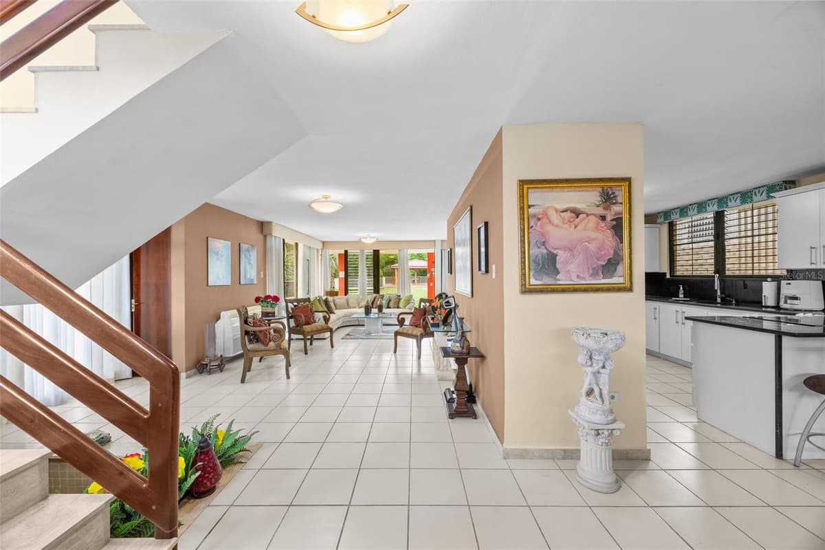 A16 SAN IGNACIO STREET, SAN PEDRO ESTATES — photo 10 of 38