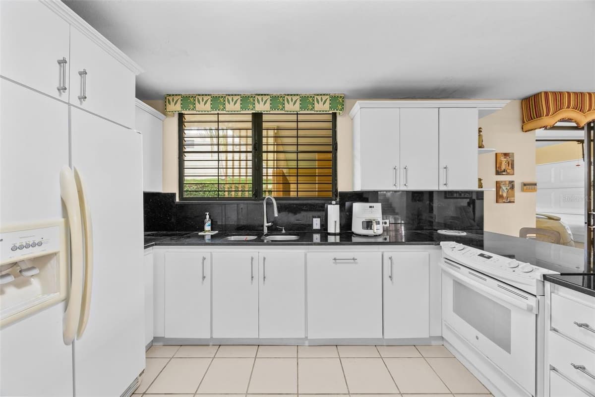 A16 SAN IGNACIO STREET, SAN PEDRO ESTATES — photo 17 of 38