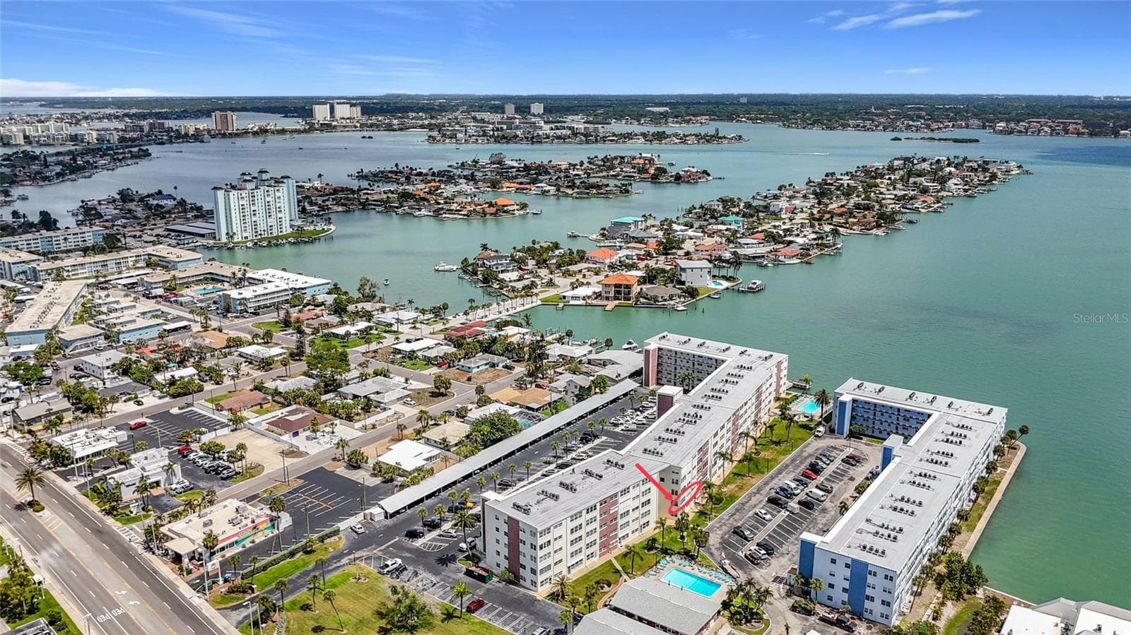 5575 GULF BOULEVARD — photo 45 of 46