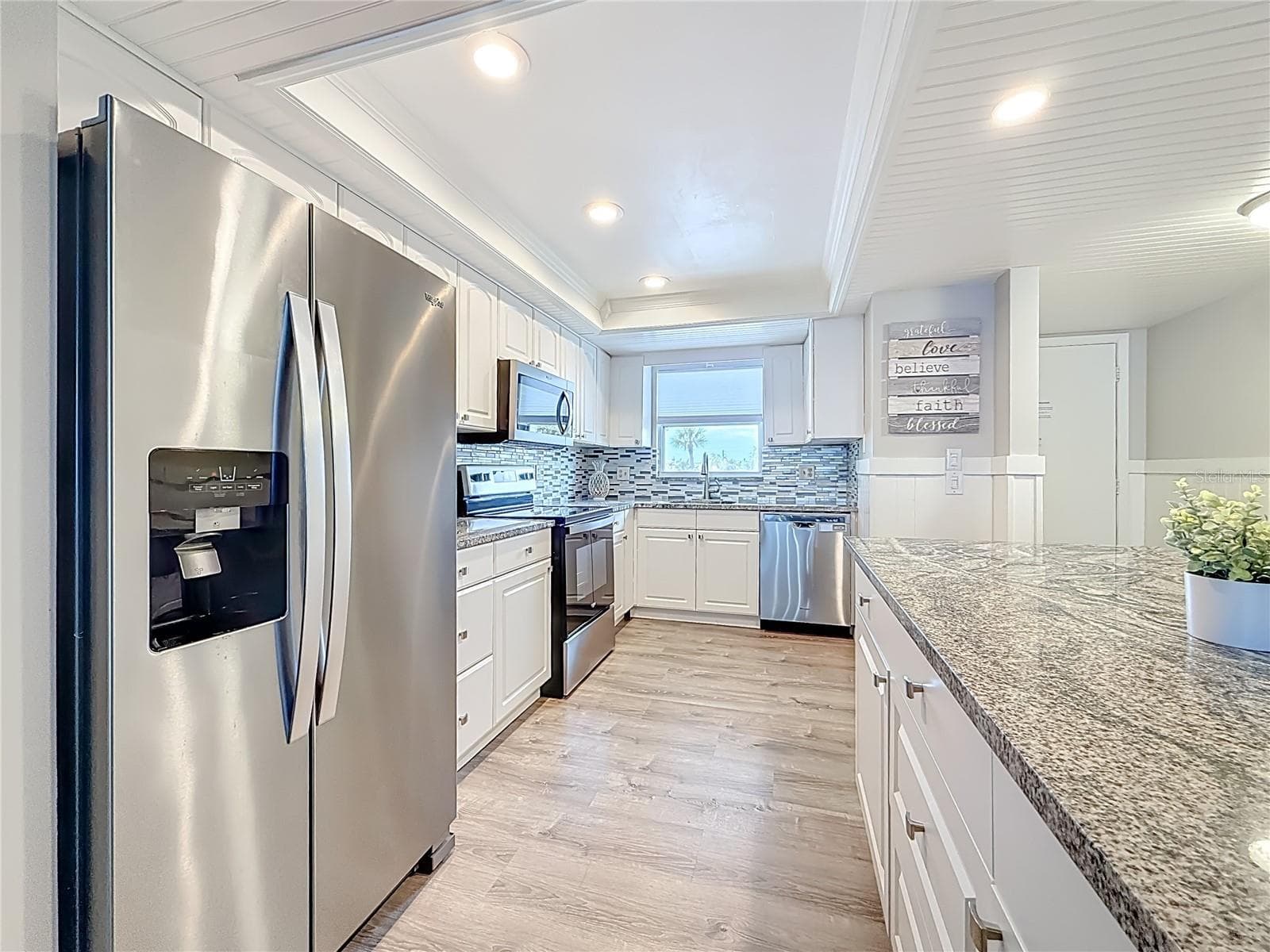 5575 GULF BOULEVARD — photo 10 of 46