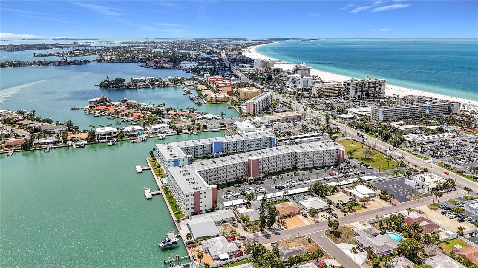 5575 GULF BOULEVARD — photo 43 of 46