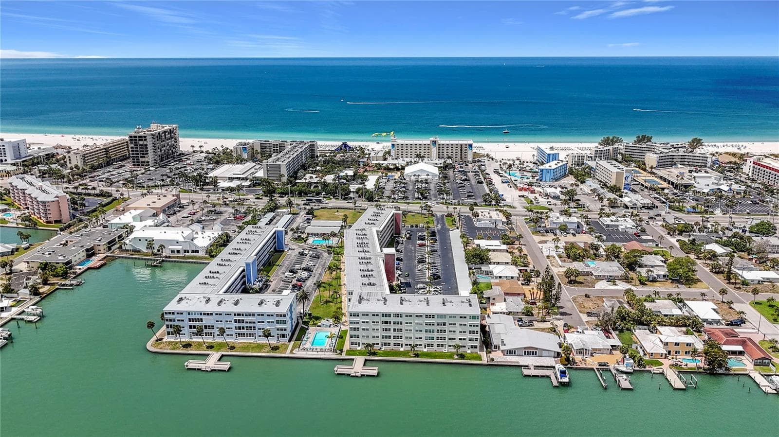 5575 GULF BOULEVARD — photo 5 of 46