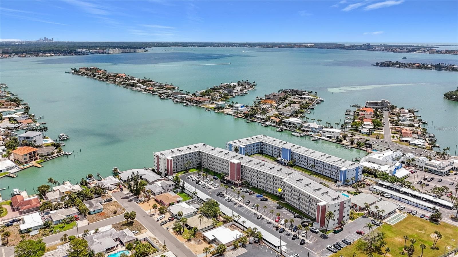 5575 GULF BOULEVARD — photo 4 of 46