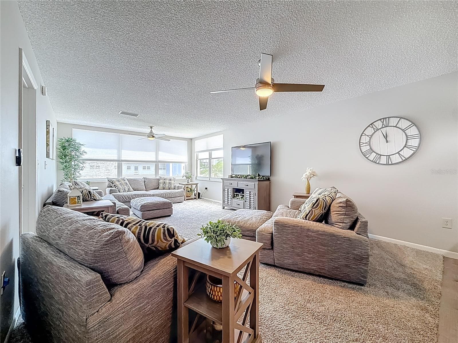 5575 GULF BOULEVARD — photo 25 of 46