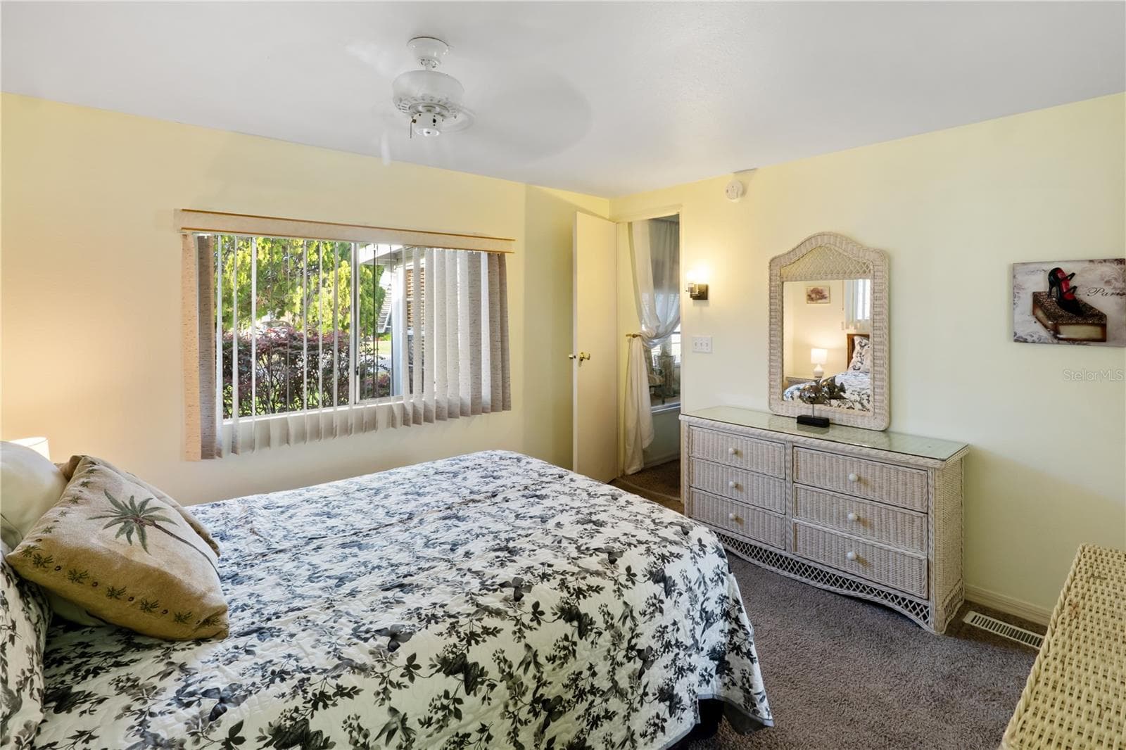 1306 DEBRA DRIVE — photo 16 of 33