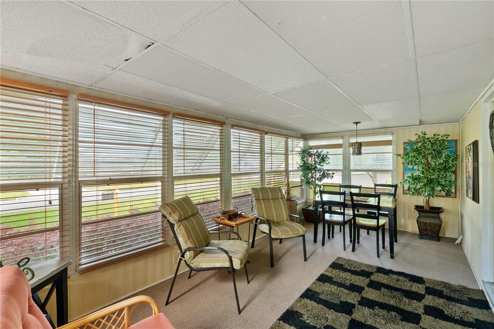 1306 DEBRA DRIVE — photo 4 of 33