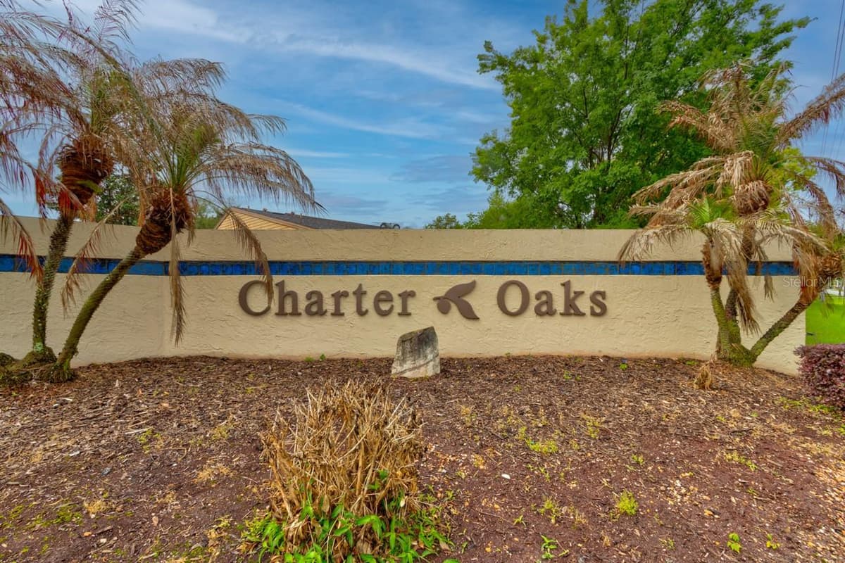 1262 CHARTER OAKS CIRCLE — photo 2 of 22