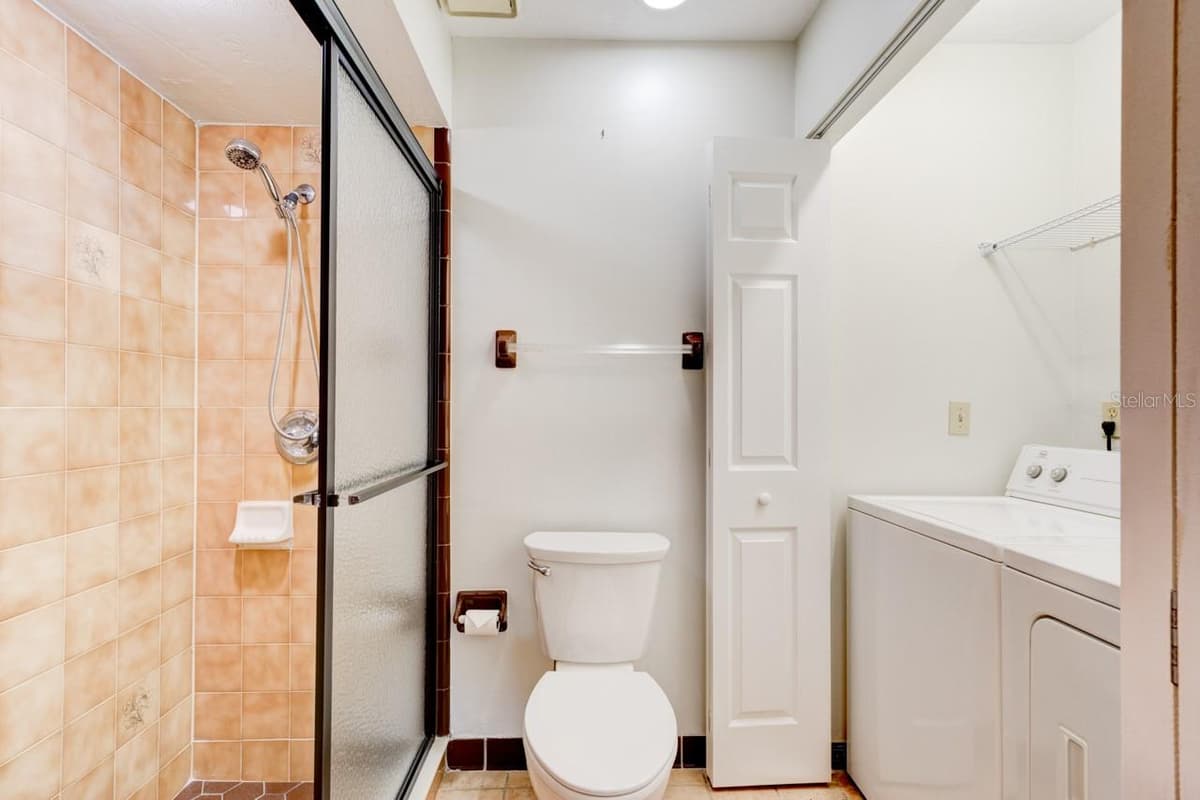 1262 CHARTER OAKS CIRCLE — photo 16 of 22