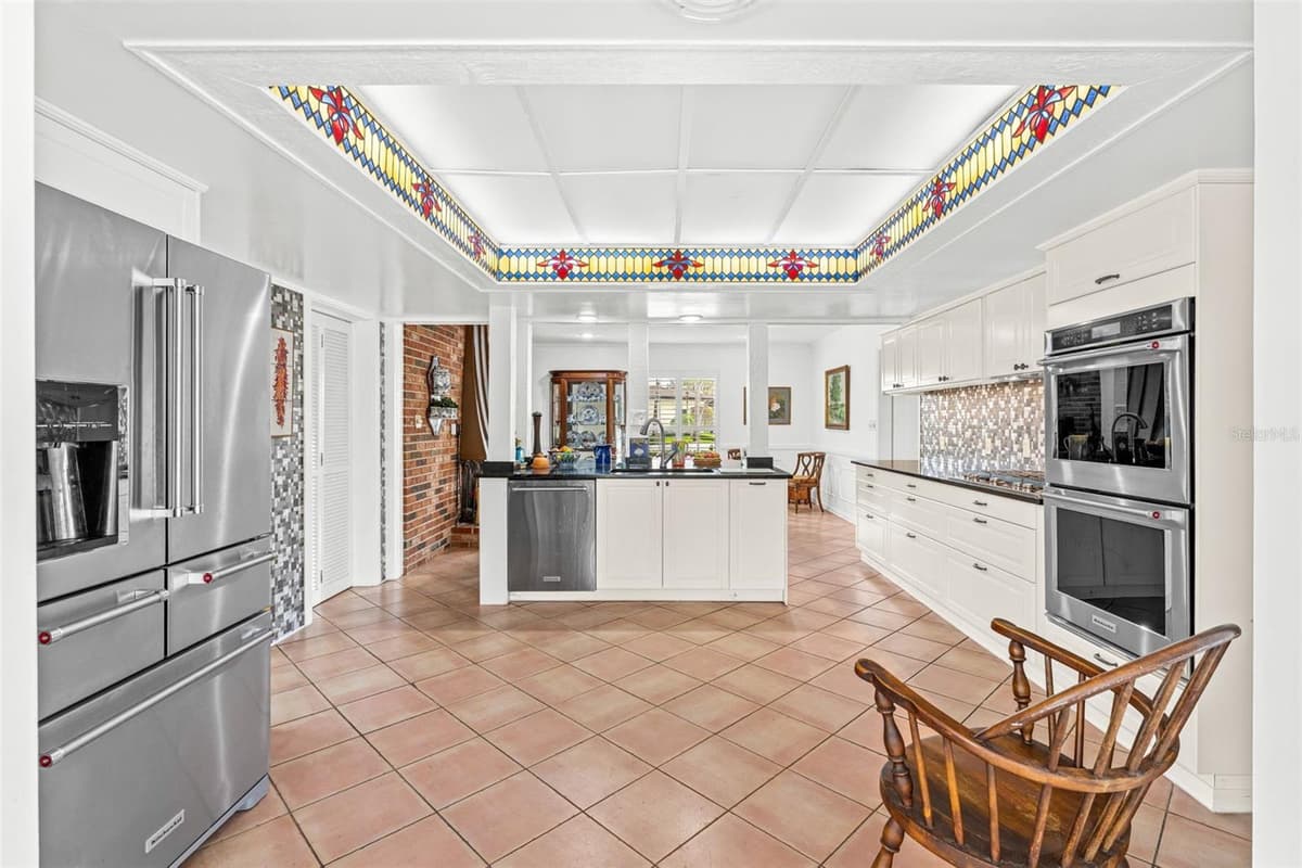 1790 BAY SHORE DRIVE — photo 3 of 20