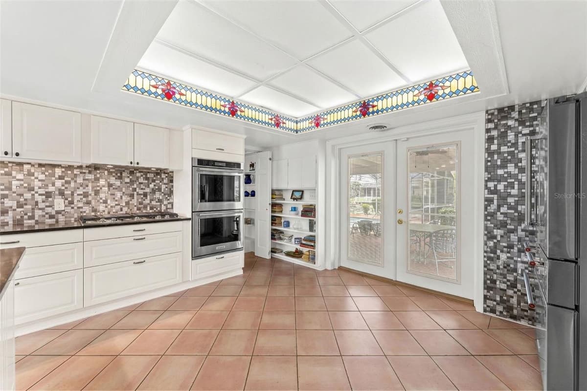1790 BAY SHORE DRIVE — photo 6 of 20