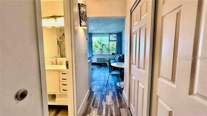611 DESTINY DRIVE — photo 13 of 92