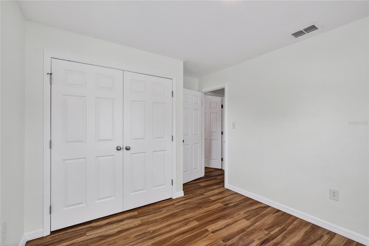 36315 STRATFORD COURT — photo 12 of 32