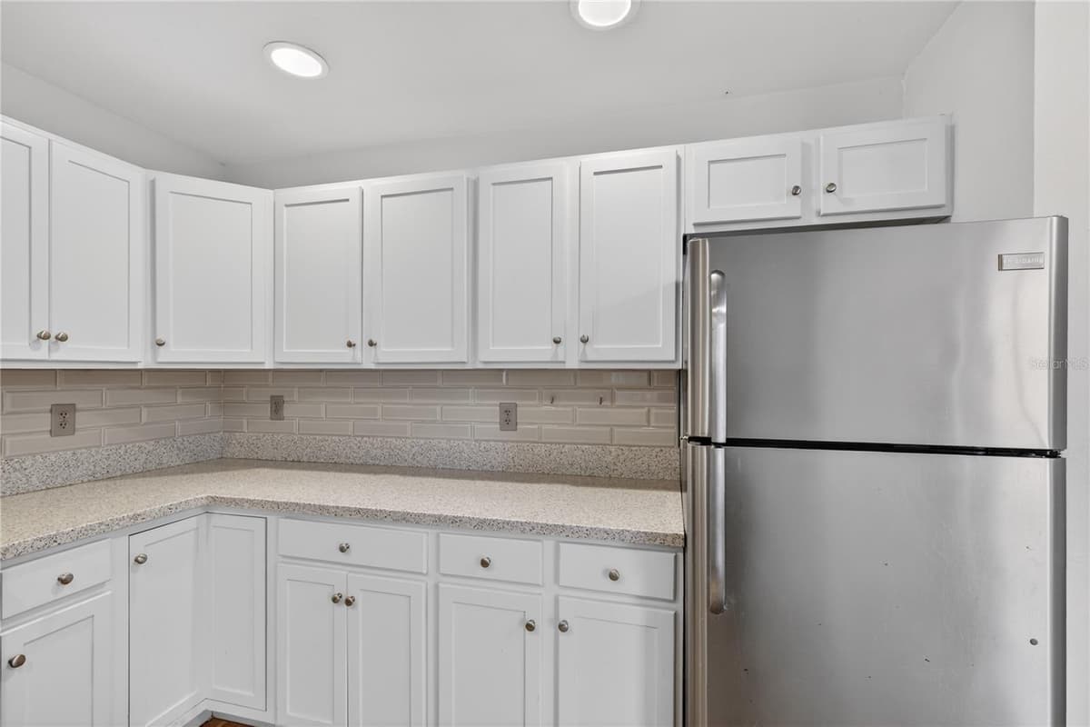 36315 STRATFORD COURT — photo 22 of 32