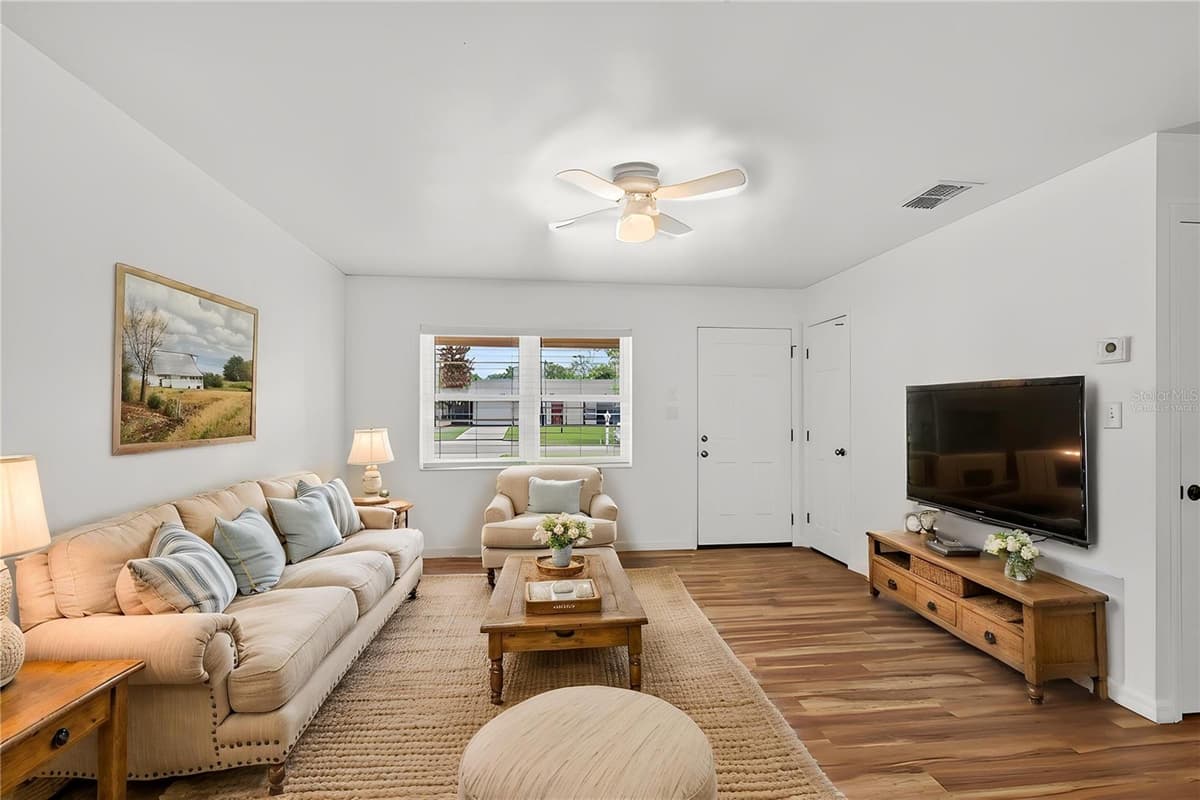 36315 STRATFORD COURT — photo 7 of 32
