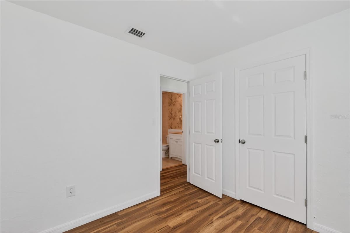 36315 STRATFORD COURT — photo 10 of 32