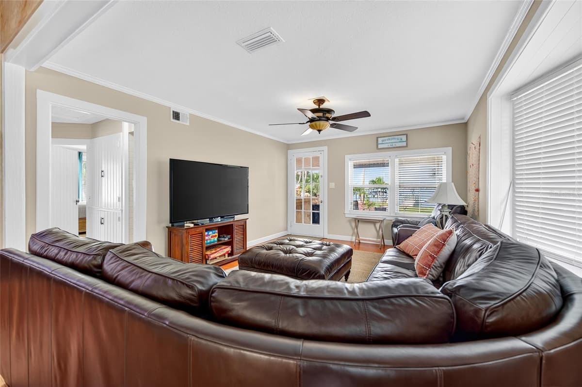 2904 S PENINSULA DR — photo 28 of 54