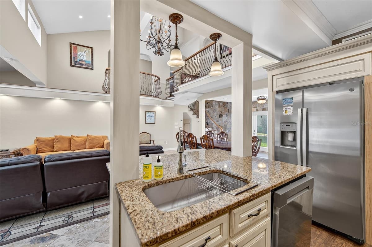 2904 S PENINSULA DR — photo 23 of 54