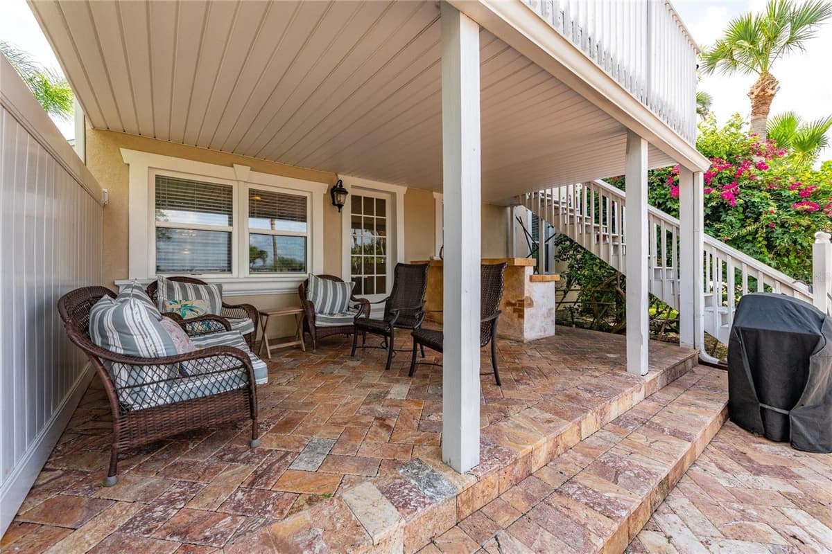 2904 S PENINSULA DR — photo 11 of 54