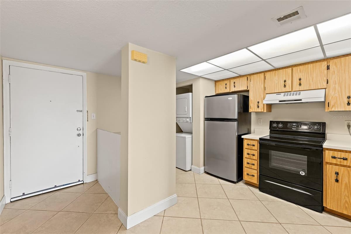 3060 ATLANTIC AVENUE — photo 10 of 30