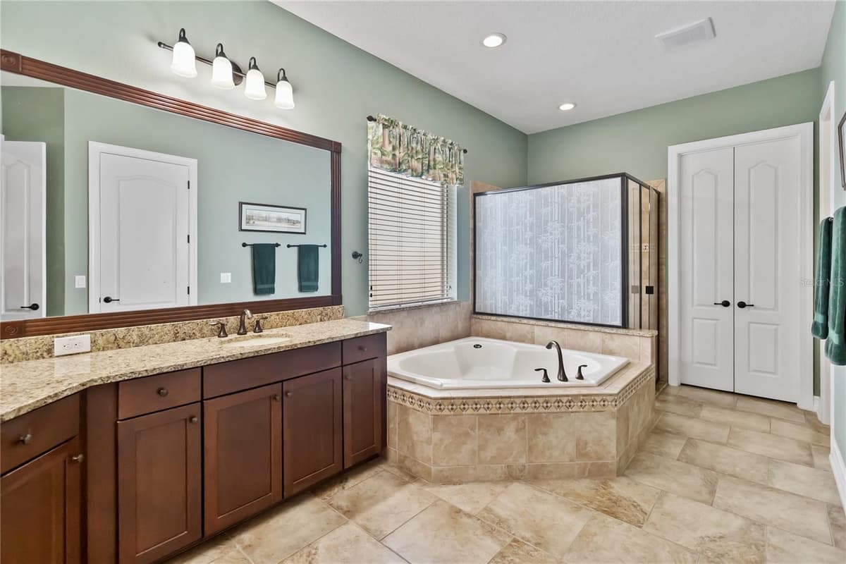 4257 ISLE VISTA AVENUE — photo 20 of 35