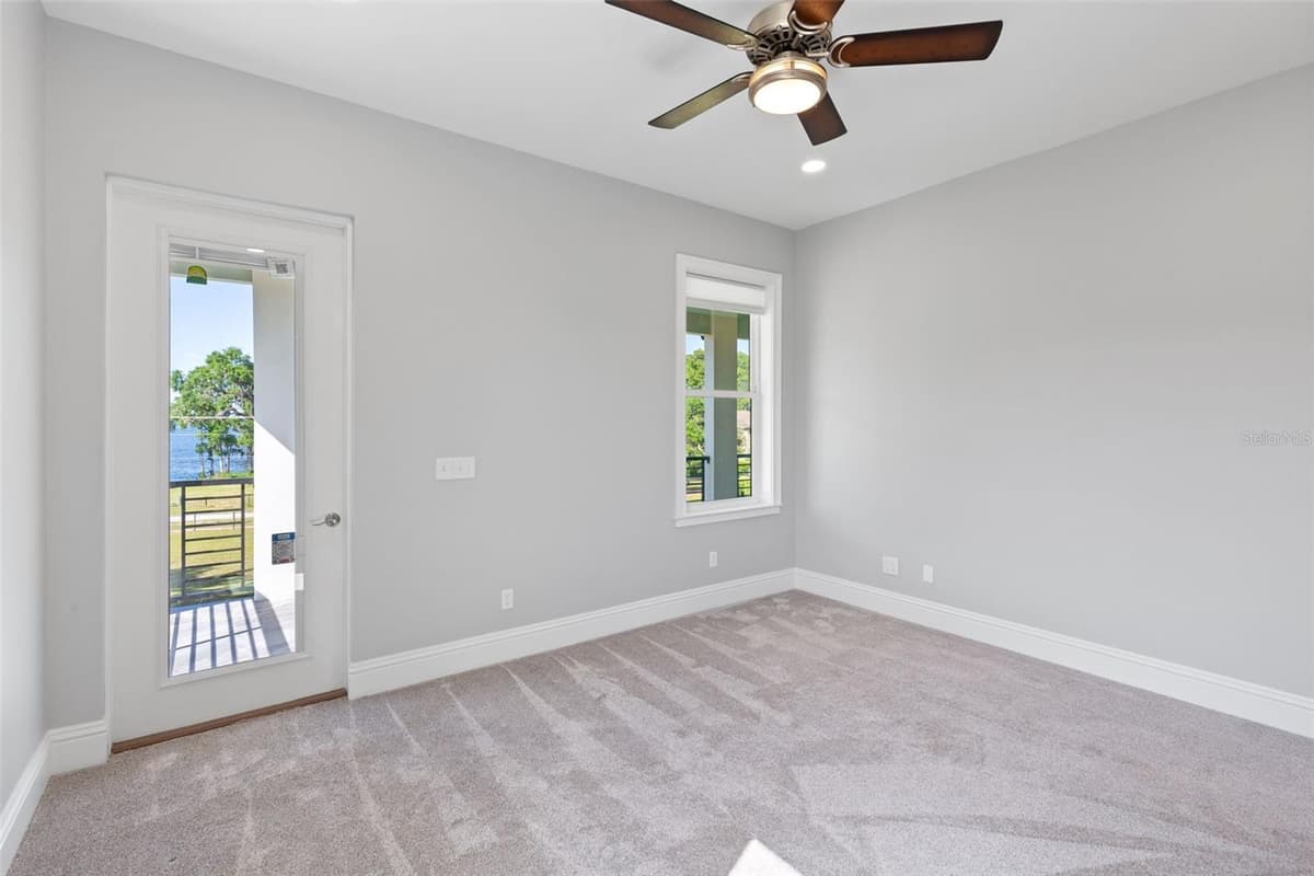 3321 KINGSWAY ROAD — photo 32 of 43