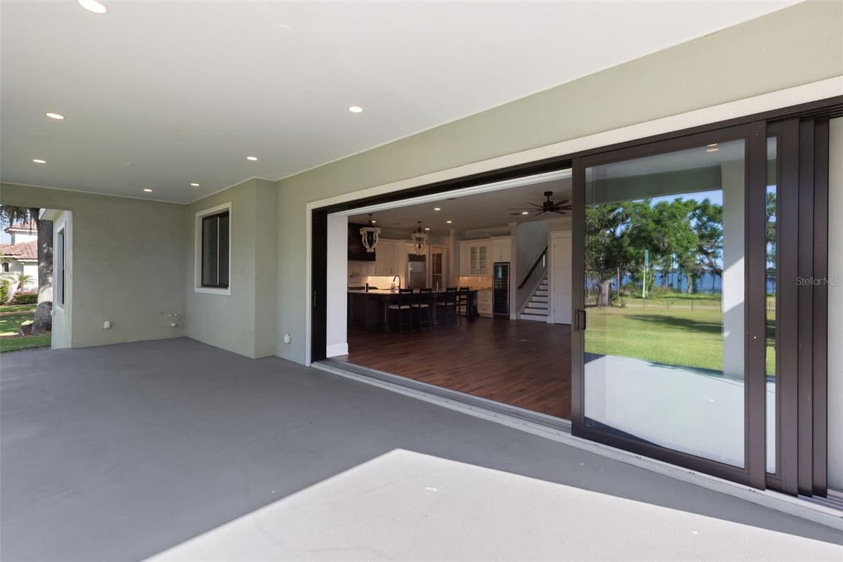 3321 KINGSWAY ROAD — photo 36 of 43