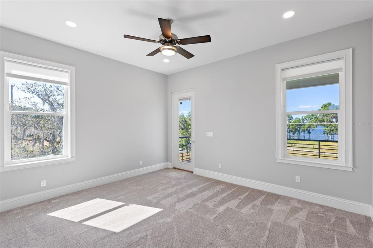 3321 KINGSWAY ROAD — photo 31 of 43