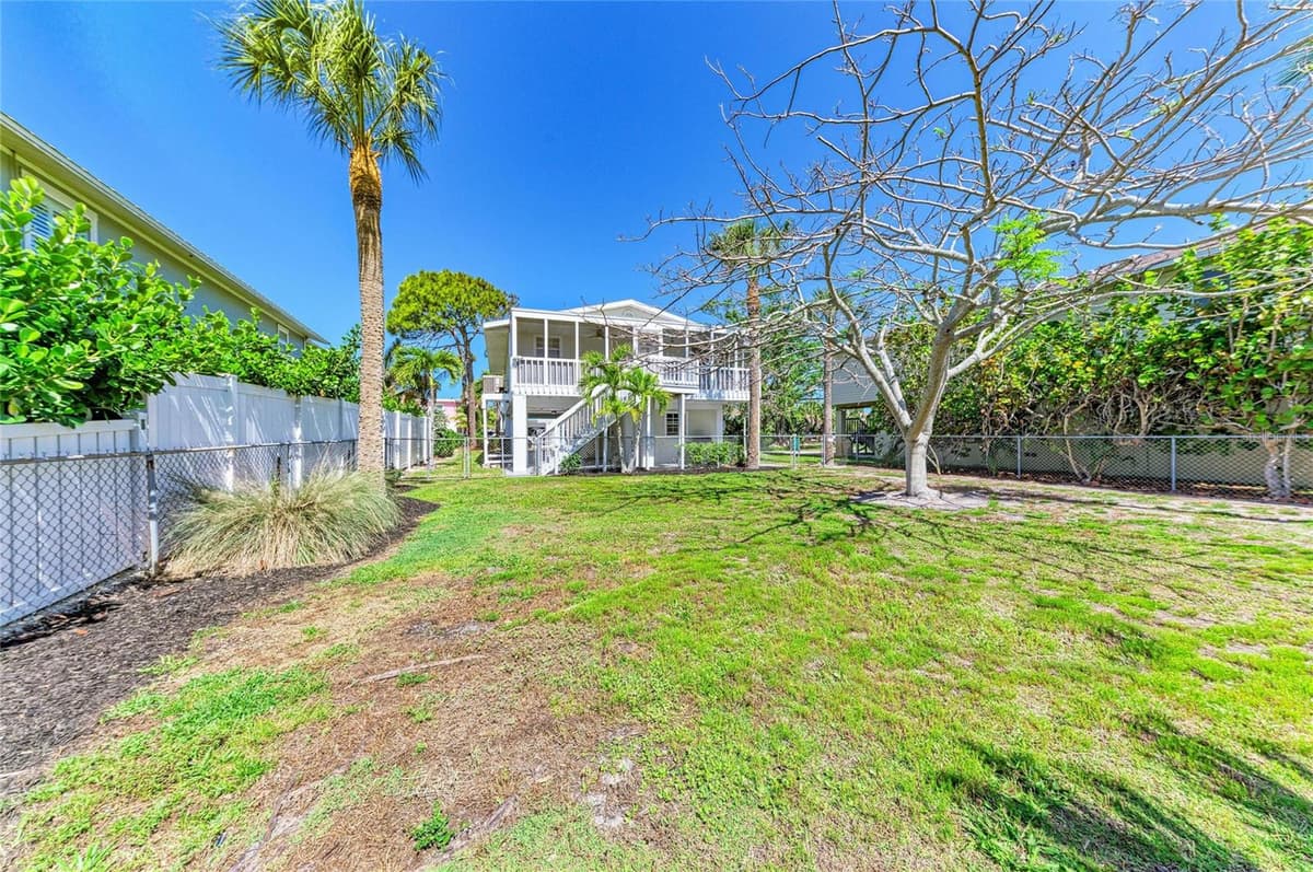 517 SPRING AVENUE — photo 4 of 52