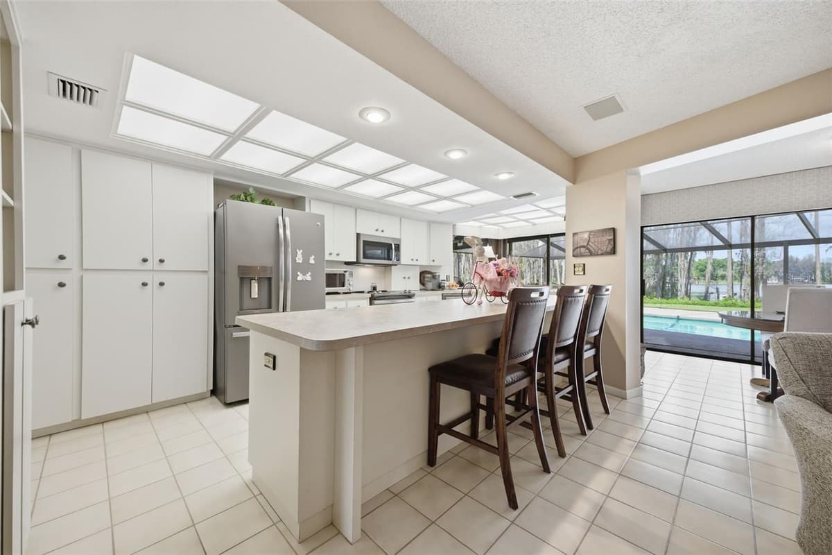 820 NEWBERGER ROAD — photo 14 of 40