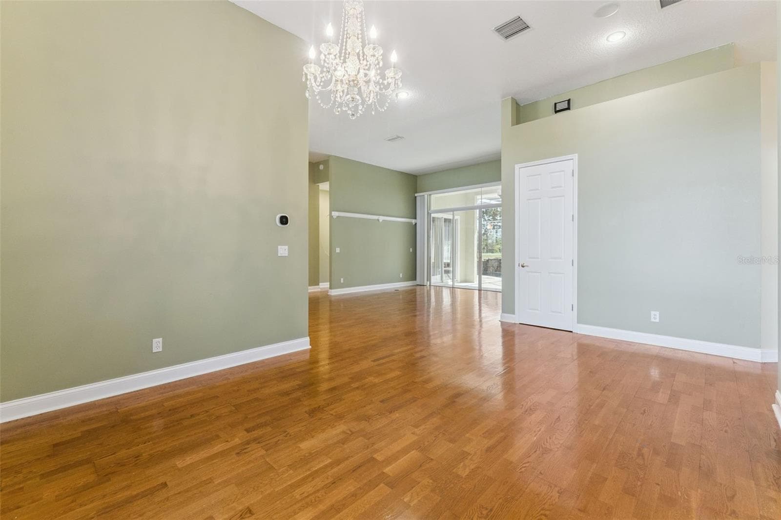 17540 VISTA BELLE COURT — photo 6 of 48
